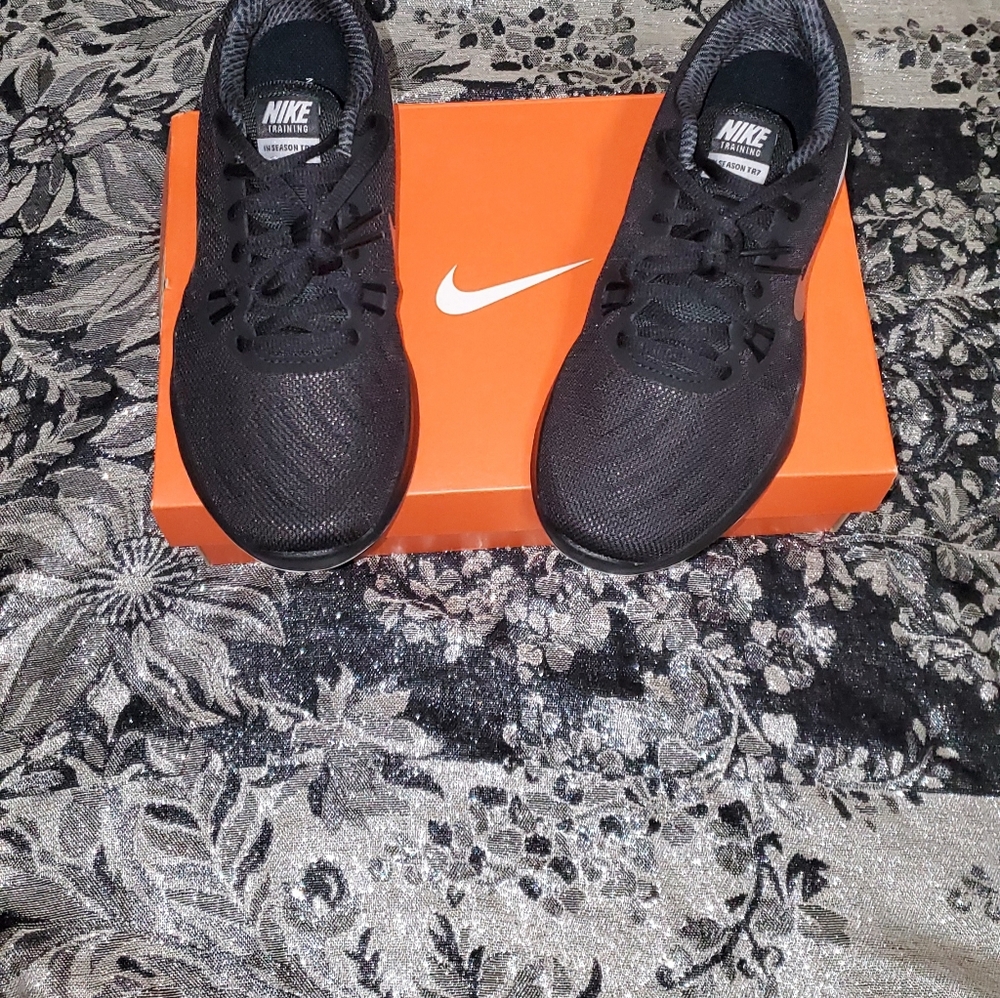 Nike in season Tr 7